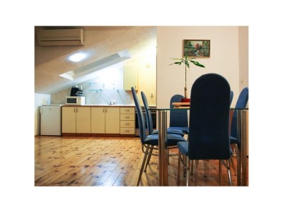 Apartment Two bedroom apartment with balcony and sea view Makarska A-15200-d - Outdoor photo 11