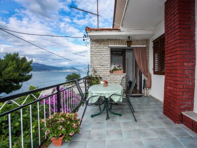 Apartment Two bedroom apartment near beach Arbanija, Čiovo A-17280-a in Trogir - Apartment