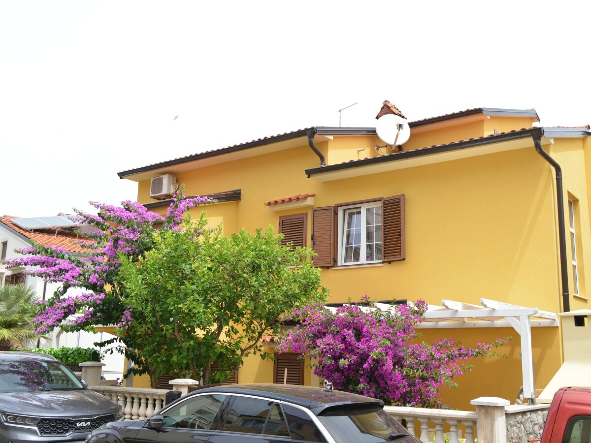 Apartment One bedroom apartment with terrace Mali Lošinj, Lošinj A-15201-a - Outdoor photo 4