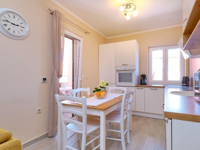 Apartment Two bedroom apartment with terrace Mali Lošinj, Lošinj A-15201-c - Outdoor photo 16