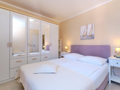 Apartment Two bedroom apartment with terrace Mali Lošinj, Lošinj A-15201-c - Outdoor photo 24