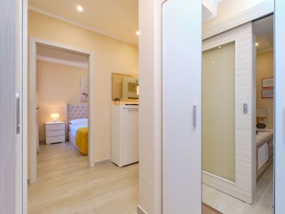 Apartment Two bedroom apartment with terrace Mali Lošinj, Lošinj A-15201-c - Outdoor photo 31