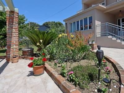 Apartment Two bedroom apartment with terrace Kampor, Rab A-17396-a - Outdoor photo 7