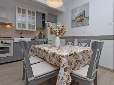 Apartment Two bedroom apartment with terrace Kampor, Rab A-17396-a - Outdoor photo 13