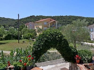 Apartment Two bedroom apartment with terrace Kampor, Rab A-17396-a - Outdoor photo 33