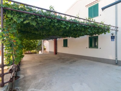 Apartment Two bedroom apartment with terrace and sea view Rogoznica A-15551-b - Outdoor photo 4