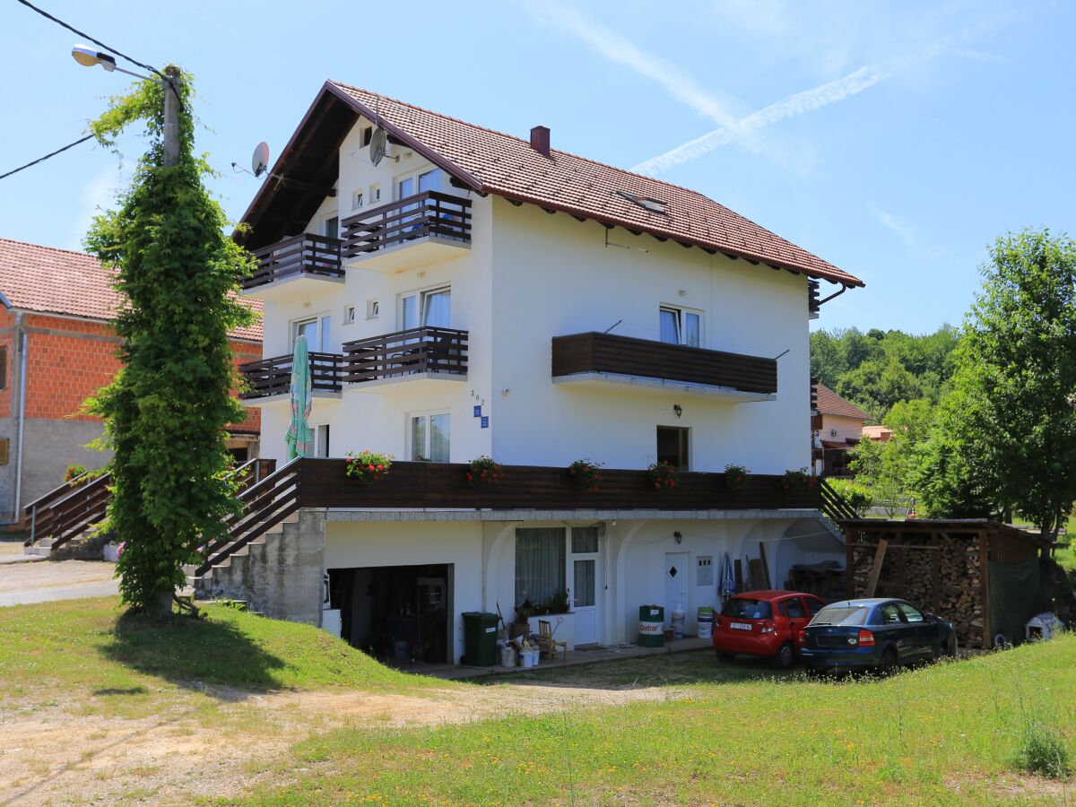 Holiday room with balcony Grabovac, Plitvice S-17419-a - Outdoor photo 3