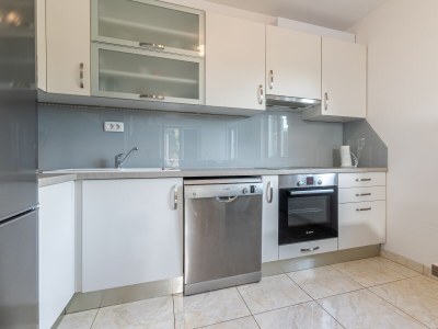 Apartment Three bedroom apartment with balcony and sea view Sutivan, Brač A-15665-a - Outdoor photo 21