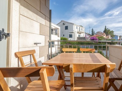 Apartment Three bedroom apartment with balcony and sea view Sutivan, Brač A-15665-a - Outdoor photo 36