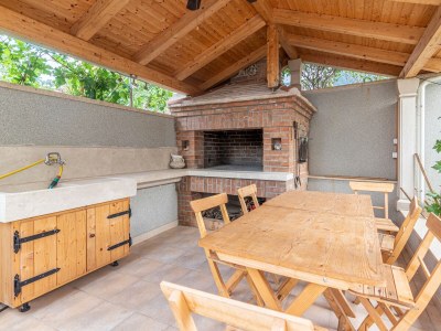 Apartment Two bedroom apartment with air-conditioning Sutivan, Brač A-15665-b - Outdoor photo 9