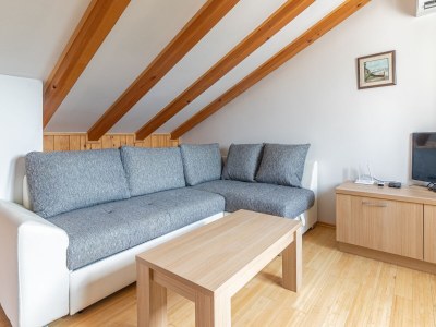 Apartment Two bedroom apartment with air-conditioning Sutivan, Brač A-15665-b - Outdoor photo 15