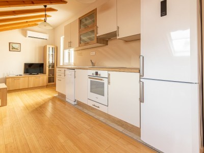 Apartment Two bedroom apartment with air-conditioning Sutivan, Brač A-15665-b - Outdoor photo 21