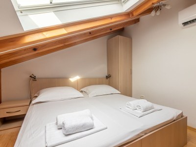 Apartment Two bedroom apartment with air-conditioning Sutivan, Brač A-15665-b - Outdoor photo 25