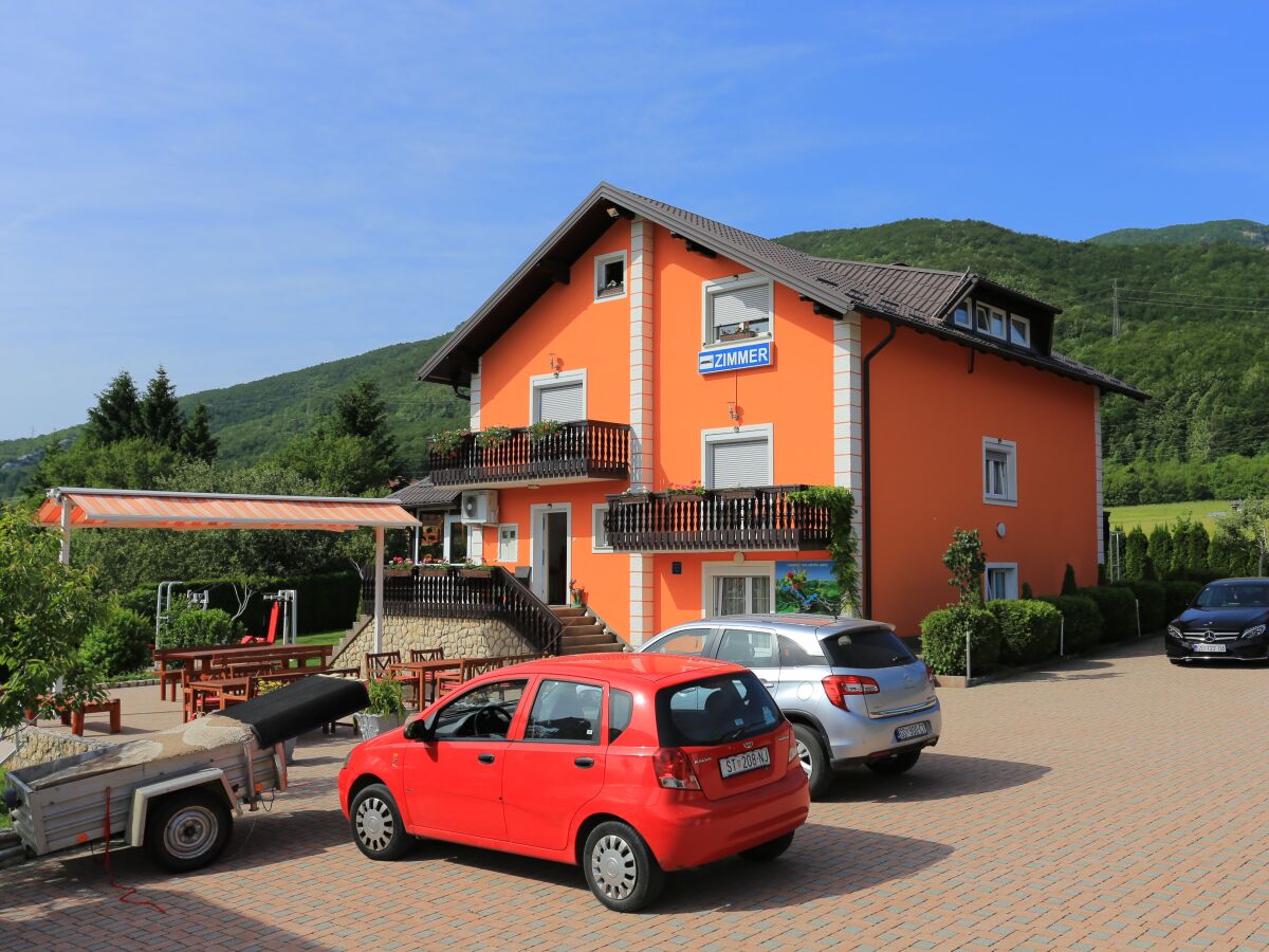 Apartment Apartments and rooms with parking space Vranovača, Plitvice - 17428 - Apartments and rooms with parking space Vranovača, Plitvice - 17428 - Outdoor photo 3