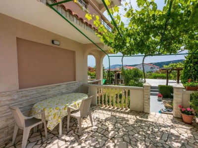 Apartment One bedroom apartment with terrace Lopar, Rab A-18388-b - Outdoor photo 9