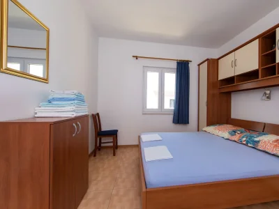 Apartment One bedroom apartment near beach Igrane, Makarska A-18069-a - Outdoor photo 14