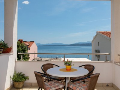 Apartment One bedroom apartment near beach Igrane, Makarska A-18069-a - Outdoor photo 17