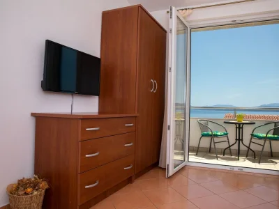 Apartment One bedroom apartment near beach Igrane, Makarska A-18069-c in Igrane - Apartment