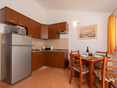 Apartment One bedroom apartment near beach Igrane, Makarska A-18069-c - Outdoor photo 10