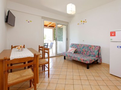 Apartment One bedroom apartment near beach Karbuni, Korčula A-18137-b - Outdoor photo 9