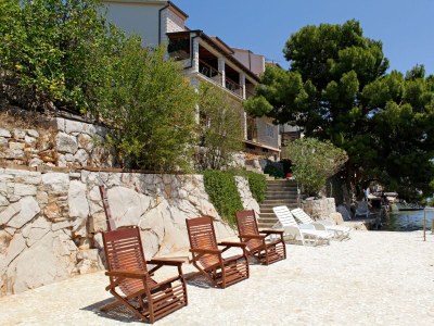 Apartment One bedroom apartment near beach Karbuni, Korčula A-18137-c - Outdoor photo 2