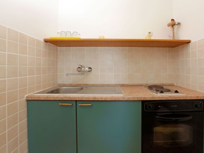 Apartment One bedroom apartment near beach Karbuni, Korčula A-18137-c - Outdoor photo 12