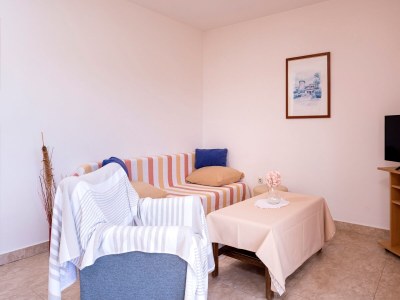 Apartment Two bedroom apartment with balcony Stari Grad, Hvar A-18458-a - Outdoor photo 16