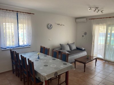 Apartment Three bedroom apartment near beach Sevid, Trogir A-18168-a - Outdoor photo 12