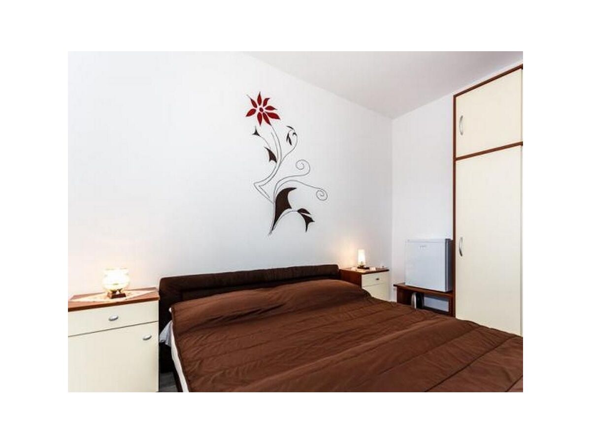 Holiday room with air-conditioning Malinska, Krk S-18193-b