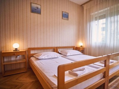 Apartment Four-bedroom apartment with balcony and sea view Vinišće, Trogir A-18225-b - Outdoor photo 16