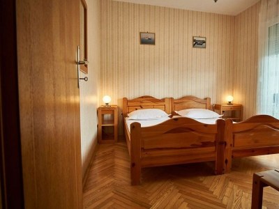 Apartment Four-bedroom apartment with balcony and sea view Vinišće, Trogir A-18225-b - Outdoor photo 18