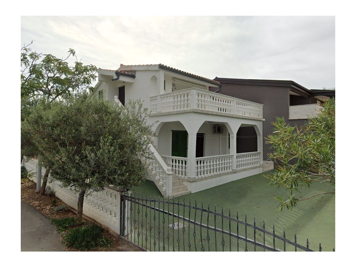 Apartment Two bedroom apartment with terrace Vir A-17492-a - Outdoor photo 2