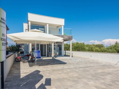 Apartment Two bedroom apartment with air-conditioning Vir A-18520-b - Outdoor photo 7