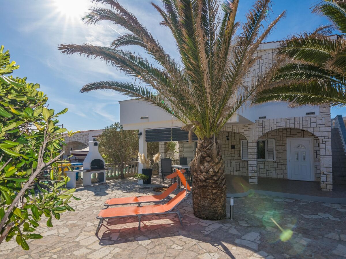 Apartment Studio flat with terrace and sea view Vir AS-18525-a - Outdoor photo 3