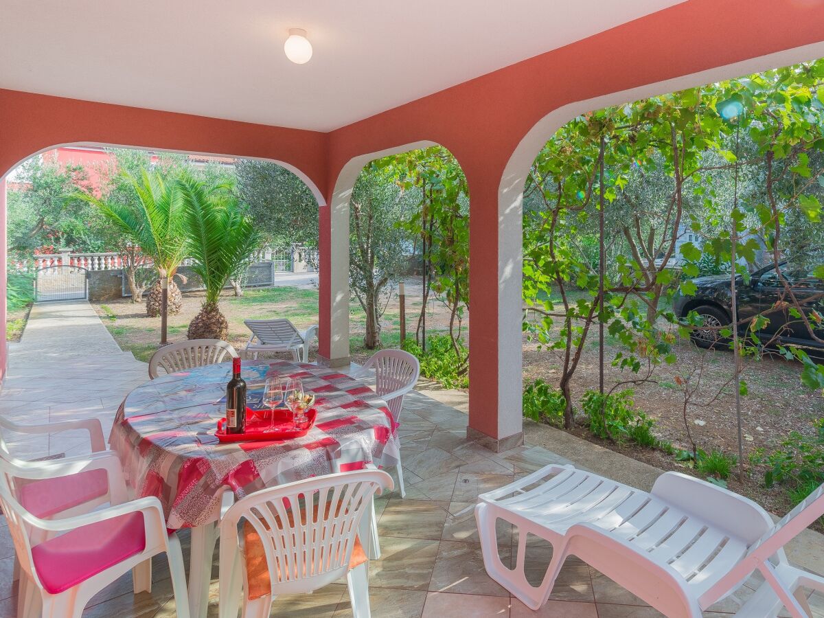 Apartment One bedroom apartment with terrace Vir A-18533-a