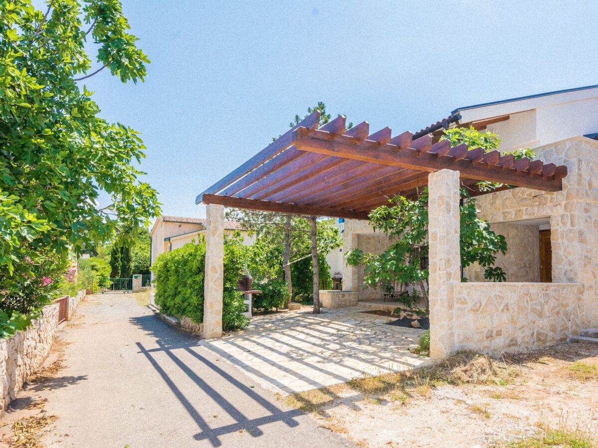 Apartment One bedroom apartment with terrace Vir A-18544-a - Outdoor photo 3