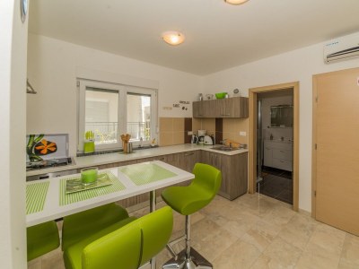 Apartment Two bedroom apartment with balcony Vir A-18550-a - Outdoor photo 14