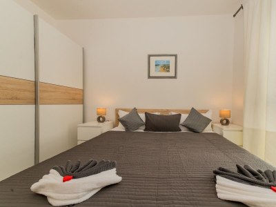 Apartment Two bedroom apartment with balcony Vir A-18550-a - Outdoor photo 25