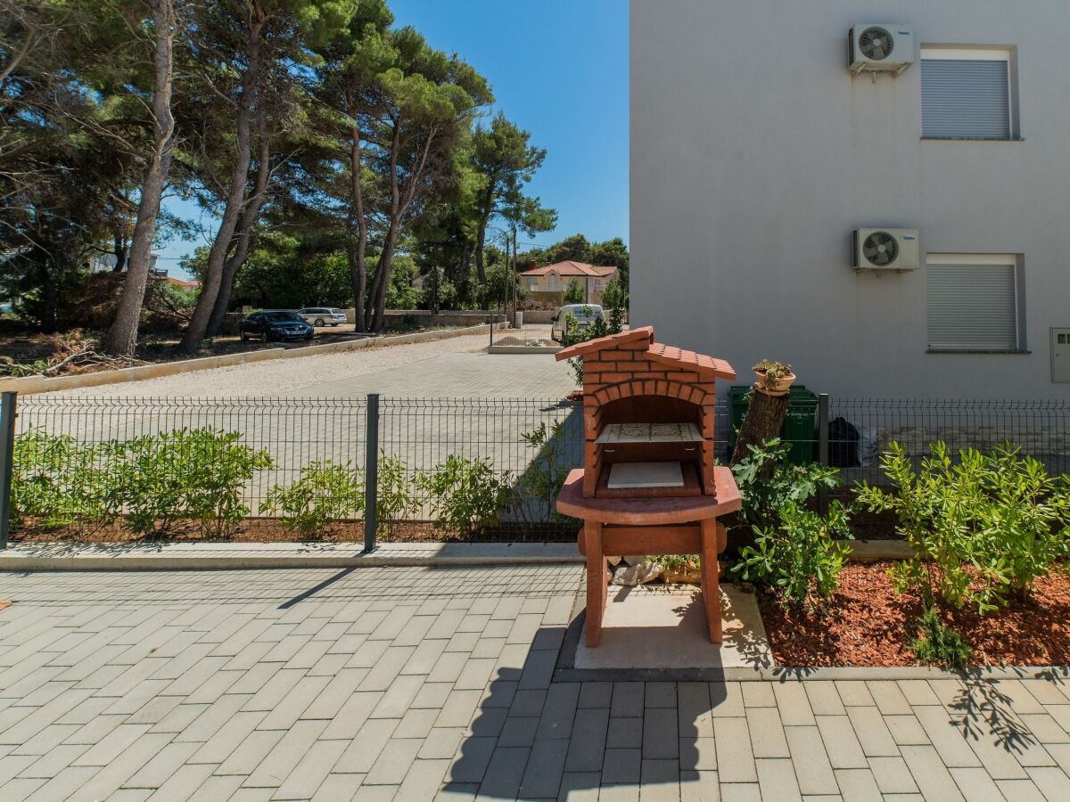Apartment Two bedroom apartment with balcony Vir A-18550-b - Outdoor photo 5