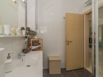 Apartment Two bedroom apartment with balcony Vir A-18550-b - Outdoor photo 30