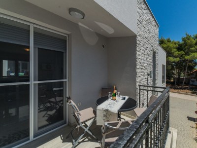 Apartment Two bedroom apartment with balcony Vir A-18550-b - Outdoor photo 34