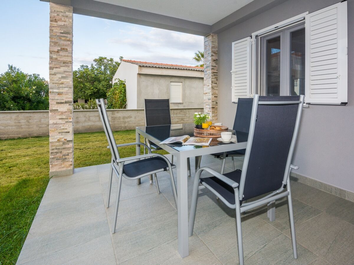 Apartment One bedroom apartment with terrace Vir A-18557-a