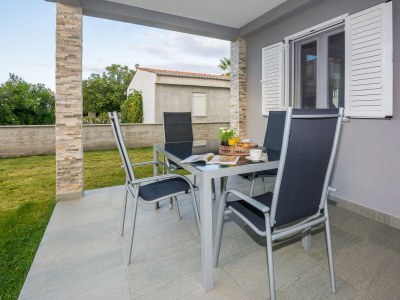 Apartment One bedroom apartment with terrace Vir A-18557-a in Vir - Apartment