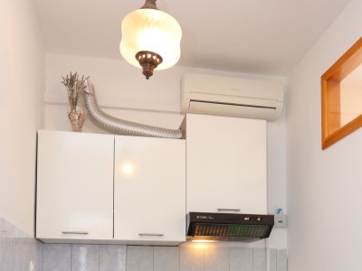 Apartment Two bedroom apartment with terrace and sea view Lokva Rogoznica, Omiš A-17645-a - Outdoor photo 15