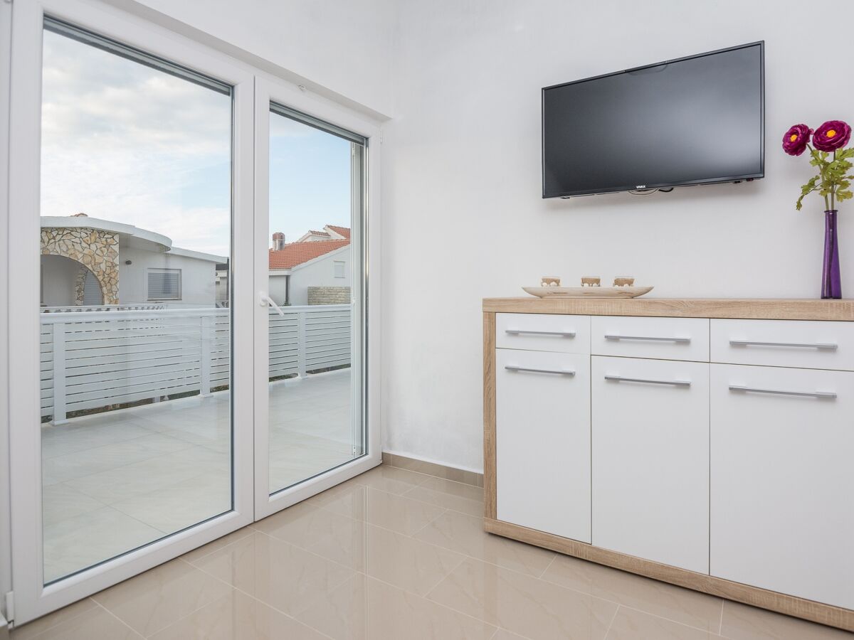 Apartment One bedroom apartment with balcony Vir A-18557-d - Outdoor photo 4