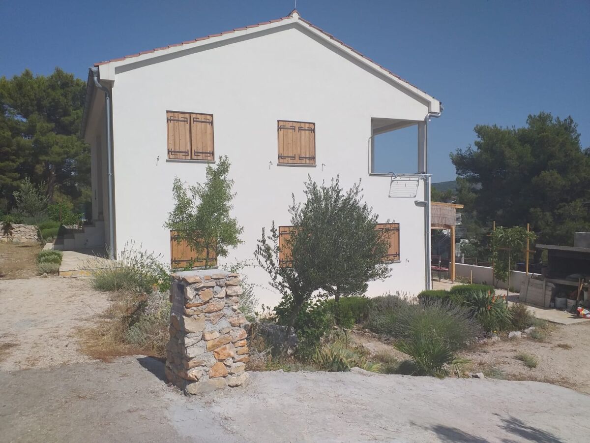 Apartment One bedroom apartment with terrace Primošten A-17696-b - Outdoor photo 4