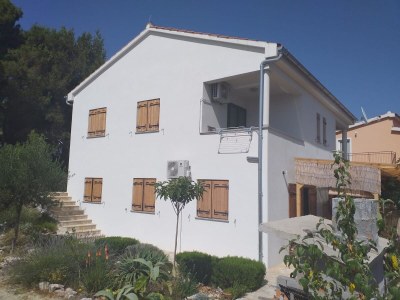 Apartment One bedroom apartment with terrace Primošten A-17696-b - Outdoor photo 3