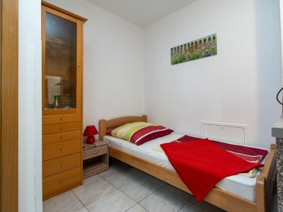 Apartment One bedroom apartment with terrace and sea view Tribanj Šibuljina, Paklenica A-17818-a - Outdoor photo 17