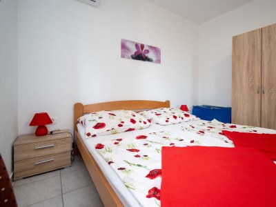 Apartment One bedroom apartment with terrace and sea view Tribanj Šibuljina, Paklenica A-17818-a - Outdoor photo 23