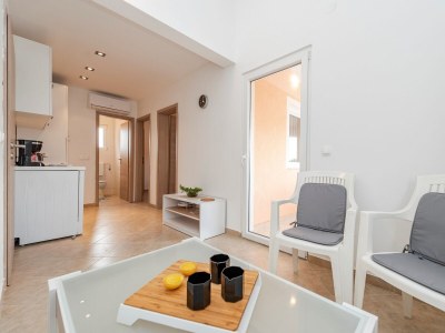 Apartment Two bedroom apartment with terrace Vir A-18563-a in Vir - Apartment